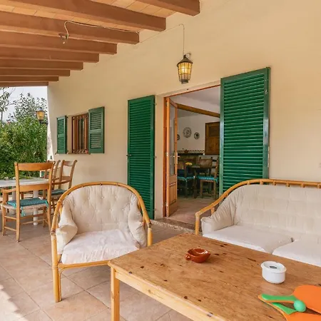 Villa Finca La Vinya