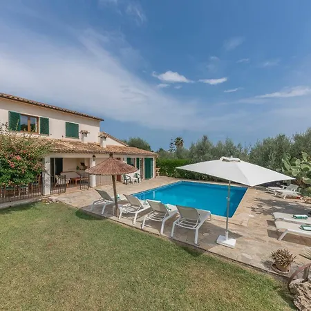 Villa Finca La Vinya *